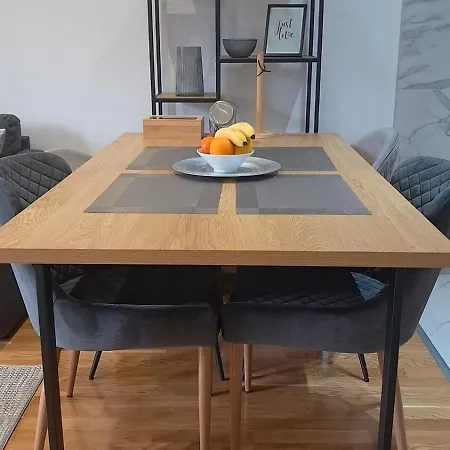 La Vista - Gomax 2 & Centar