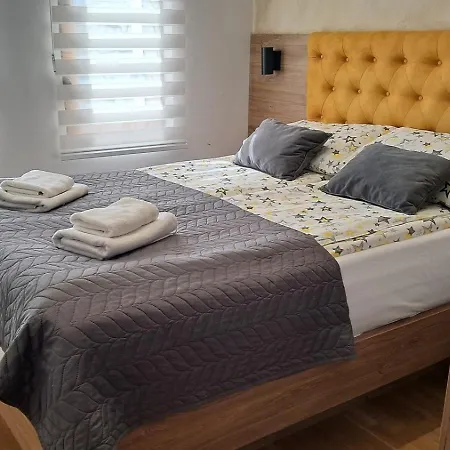 La Vista - Gomax 2 & Centar Apartment