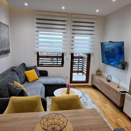 La Vista - Gomax 2 & Centar * Zlatibor